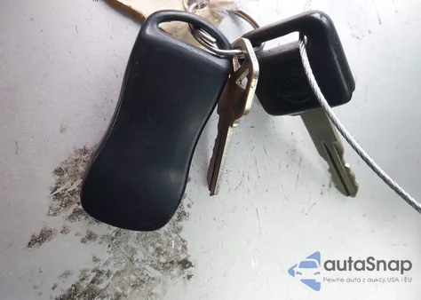 2005 Nissan Altima 2.5 S z USA, uszkodzony, nr VIN 1N4AL11D25C212090